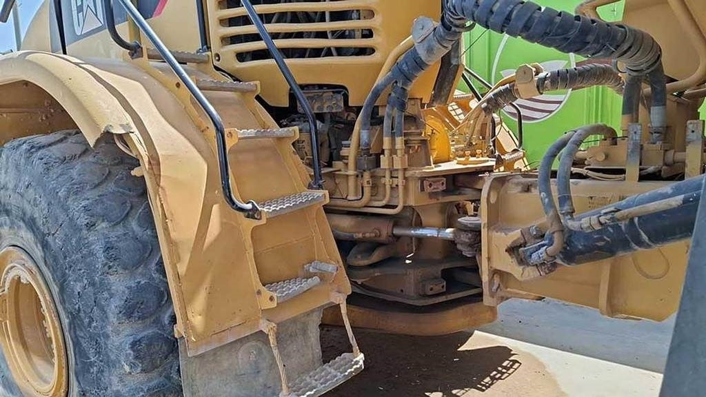 CAT 740 - Съчленен самосвал: снимка 4 CAT 740 - Съчленен самосвал: снимка 4