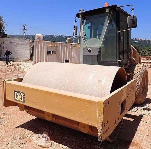 CAT CS64B - Виброплоча: снимка 1 CAT CS64B - Виброплоча: снимка 1