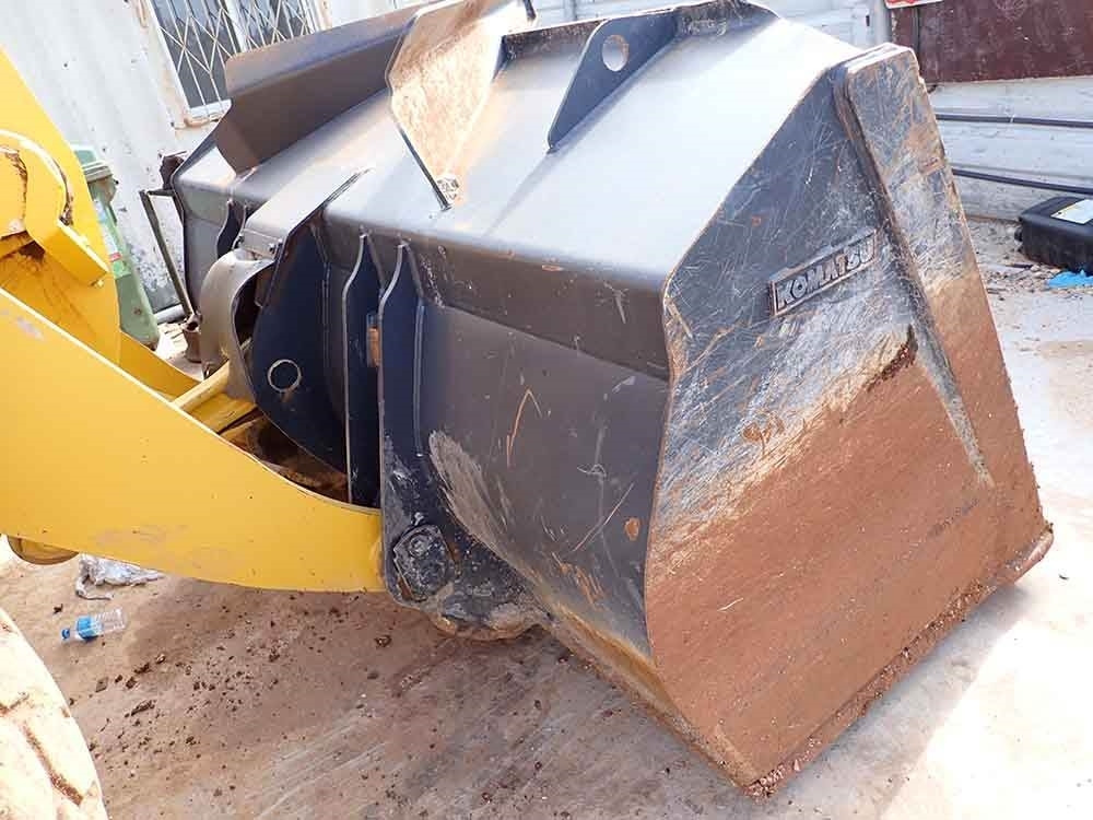 Лизинг на Komatsu WA380-8  Komatsu WA380-8: снимка 11 Лизинг на Komatsu WA380-8  Komatsu WA380-8: снимка 11