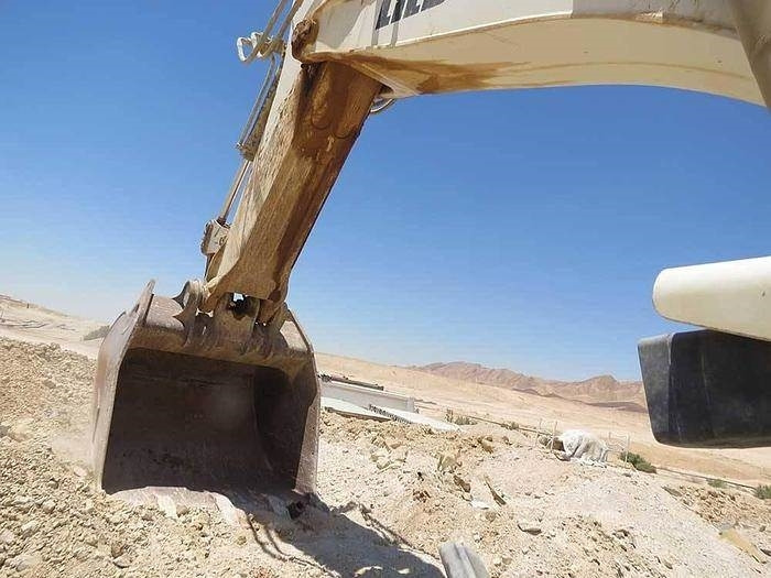 Багер Liebherr R9150: снимка 11