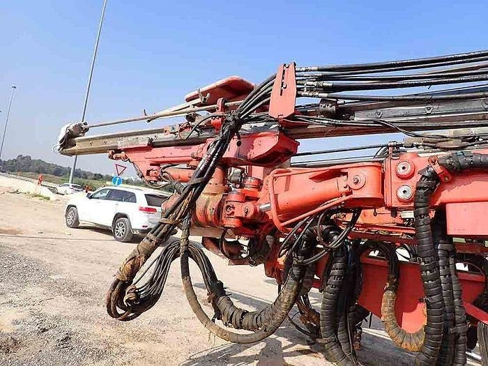 Sandvik DT821 C - Пробивна машина: снимка 4 Sandvik DT821 C - Пробивна машина: снимка 4