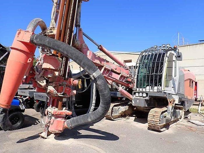 Sandvik LEOPARD Di550 - Пробивна машина: снимка 1 Sandvik LEOPARD Di550 - Пробивна машина: снимка 1