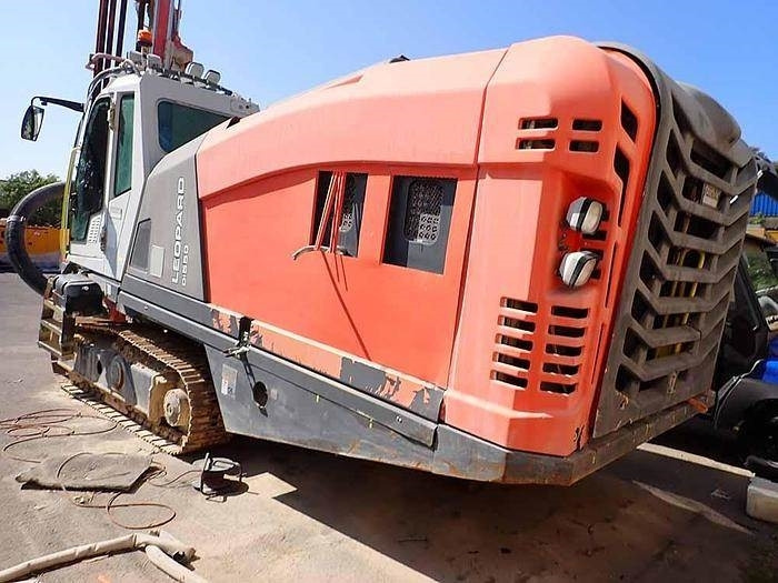 Sandvik LEOPARD Di550 - Пробивна машина: снимка 4 Sandvik LEOPARD Di550 - Пробивна машина: снимка 4