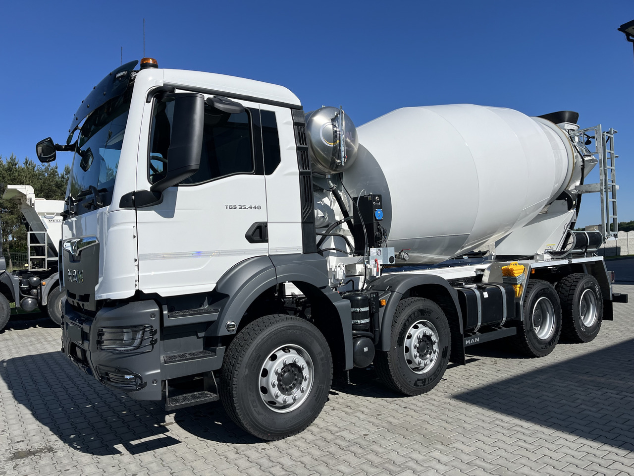 MAN TGS 35.440, 8x4 BB, EURO 6, YEAR 2024, 10m - NEW - Бетоновоз: снимка 3 MAN TGS 35.440, 8x4 BB, EURO 6, YEAR 2024, 10m - NEW - Бетоновоз: снимка 3