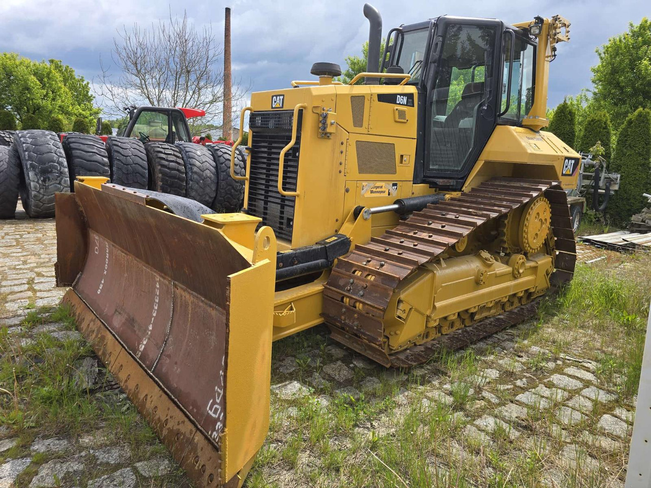 CATERPILLAR D 6 N XL - Булдозер: снимка 1 CATERPILLAR D 6 N XL - Булдозер: снимка 1