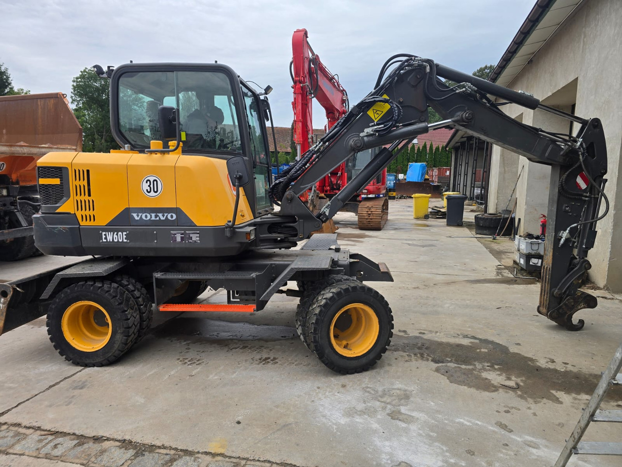 VOLVO EW 60E - Колесен багер: снимка 2 VOLVO EW 60E - Колесен багер: снимка 2