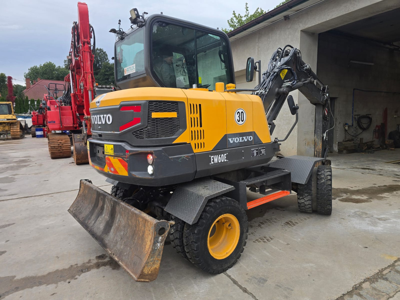 VOLVO EW 60E - Колесен багер: снимка 4 VOLVO EW 60E - Колесен багер: снимка 4