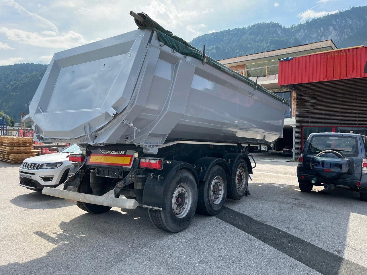 Schwarzmüller Hardox - Самосвал полуремарке: снимка 1 Schwarzmüller Hardox - Самосвал полуремарке: снимка 1