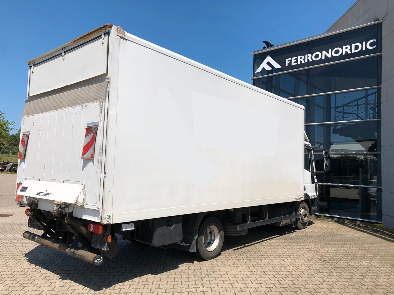 Iveco 75 E 190 Koffer*LBW*Schalter*Blatt/Luft*Klima - Лекотоварен автомобил фургон: снимка 3 Iveco 75 E 190 Koffer*LBW*Schalter*Blatt/Luft*Klima - Лекотоварен автомобил фургон: снимка 3