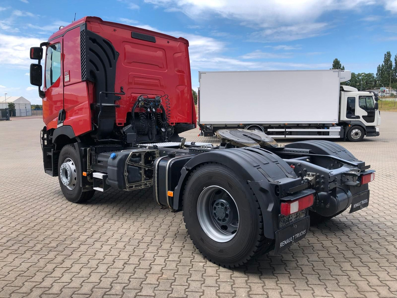 Renault C480 Kipphydraulik*AP Achsen*TÜV NEU - Влекач: снимка 3 Renault C480 Kipphydraulik*AP Achsen*TÜV NEU - Влекач: снимка 3