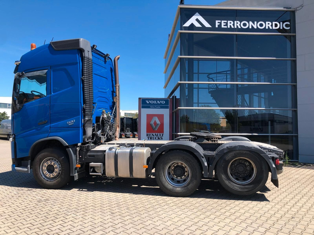 Volvo FH500 6x4*Liftachse*80T*IP-Cool*PTO - Влекач: снимка 5 Volvo FH500 6x4*Liftachse*80T*IP-Cool*PTO - Влекач: снимка 5