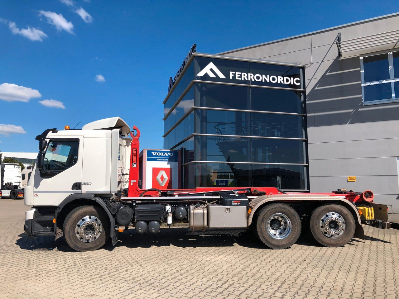 Volvo FE 350 6x2 Lenkachse*Alufelgen*HIAB*AHK*Klima - Мултилифт с кука камион: снимка 3 Volvo FE 350 6x2 Lenkachse*Alufelgen*HIAB*AHK*Klima - Мултилифт с кука камион: снимка 3