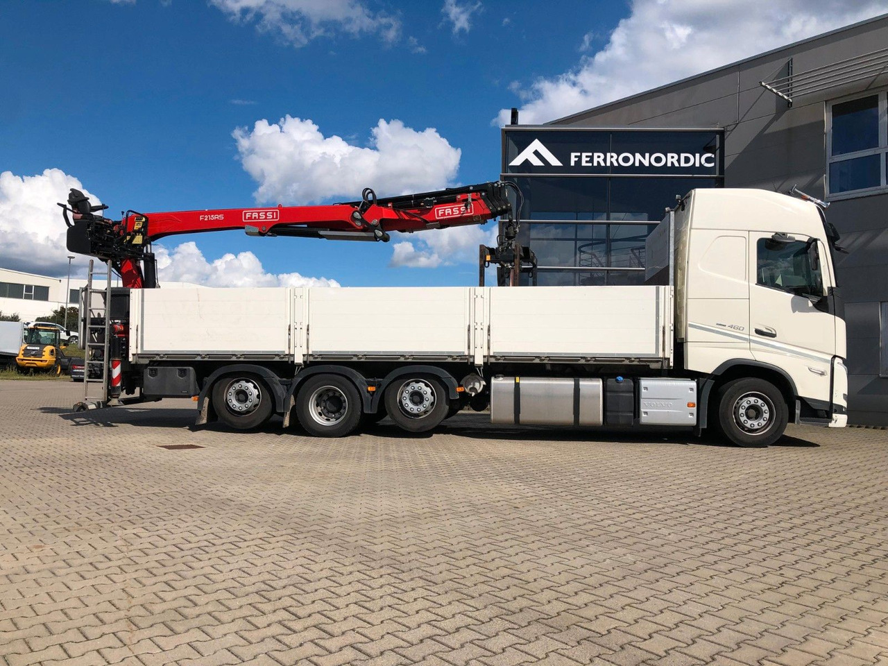 Бордови камион, Камион с кран Volvo FH460 8x2 TRIDEM VLA&NLA gelenkt*FASSI F215AS.24: снимка 6