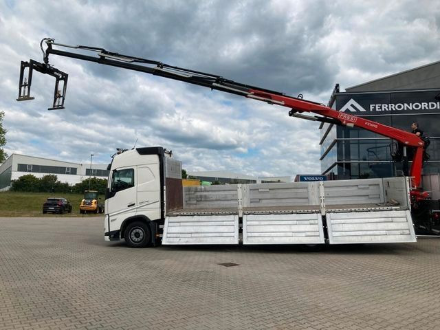 Volvo FH460 8x2 TRIDEM VLA&NLA gelenkt*FASSI F215AS.24 - Бордови камион, Камион с кран: снимка 3 Volvo FH460 8x2 TRIDEM VLA&NLA gelenkt*FASSI F215AS.24 - Бордови камион, Камион с кран: снимка 3