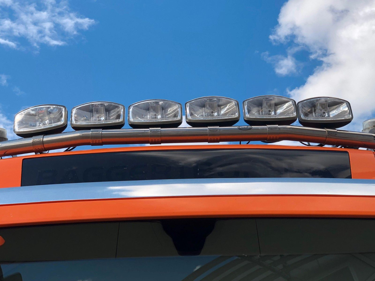 Volvo FH460 8x4 Tridem*TopZustand*excellent condition - Самосвал камион: снимка 4 Volvo FH460 8x4 Tridem*TopZustand*excellent condition - Самосвал камион: снимка 4