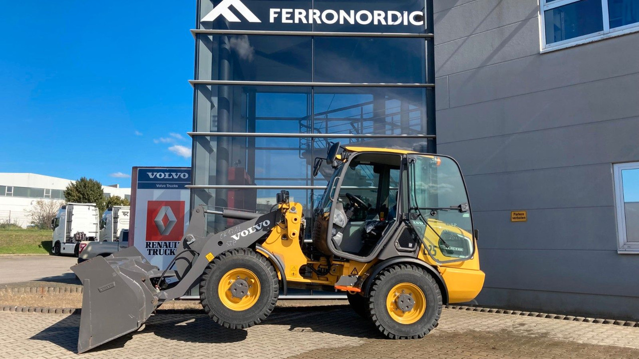 Volvo JL25H Electric *Auch Miete Volvo L25 Electric *Auch Miete*Neuzustand+22+14 kW - Колесен товарач: снимка 4 Volvo JL25H Electric *Auch Miete Volvo L25 Electric *Auch Miete*Neuzustand+22+14 kW - Колесен товарач: снимка 4