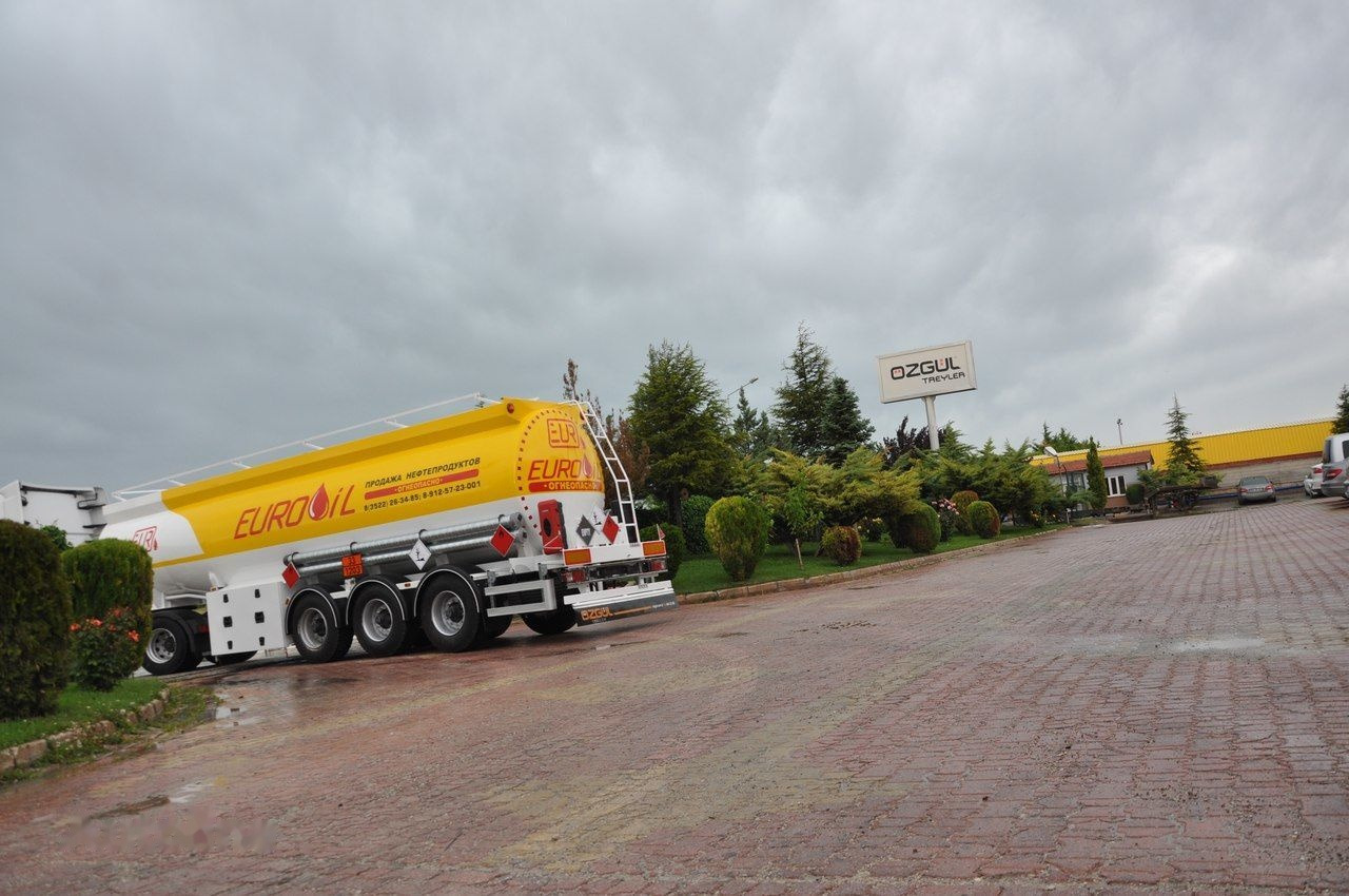 Özgül FUEL TANKER SEMI TRAILER - Полуремарке цистерна: снимка 4 Özgül FUEL TANKER SEMI TRAILER - Полуремарке цистерна: снимка 4