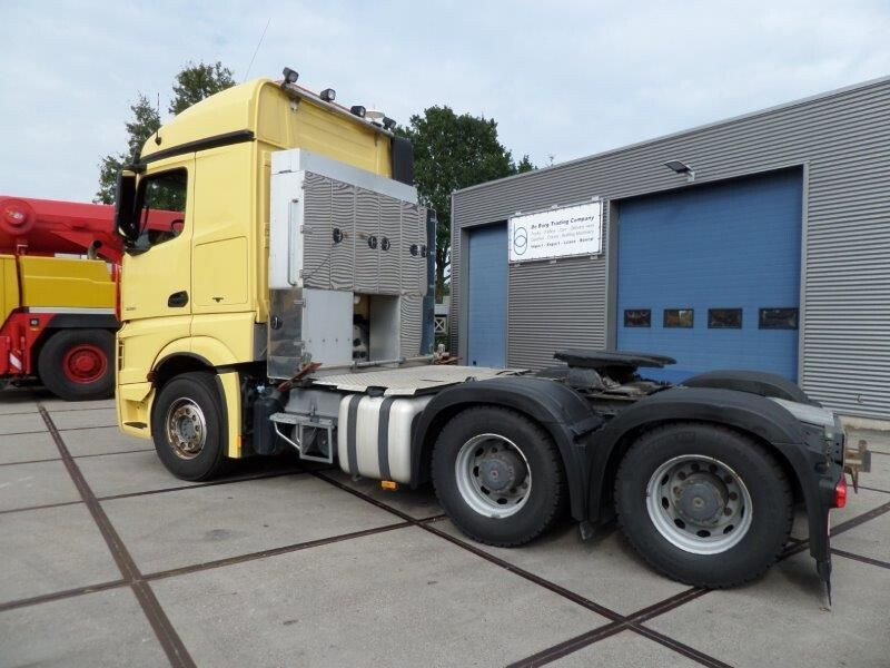 Mercedes-Benz Actros 3351 6x4 - Влекач: снимка 4 Mercedes-Benz Actros 3351 6x4 - Влекач: снимка 4