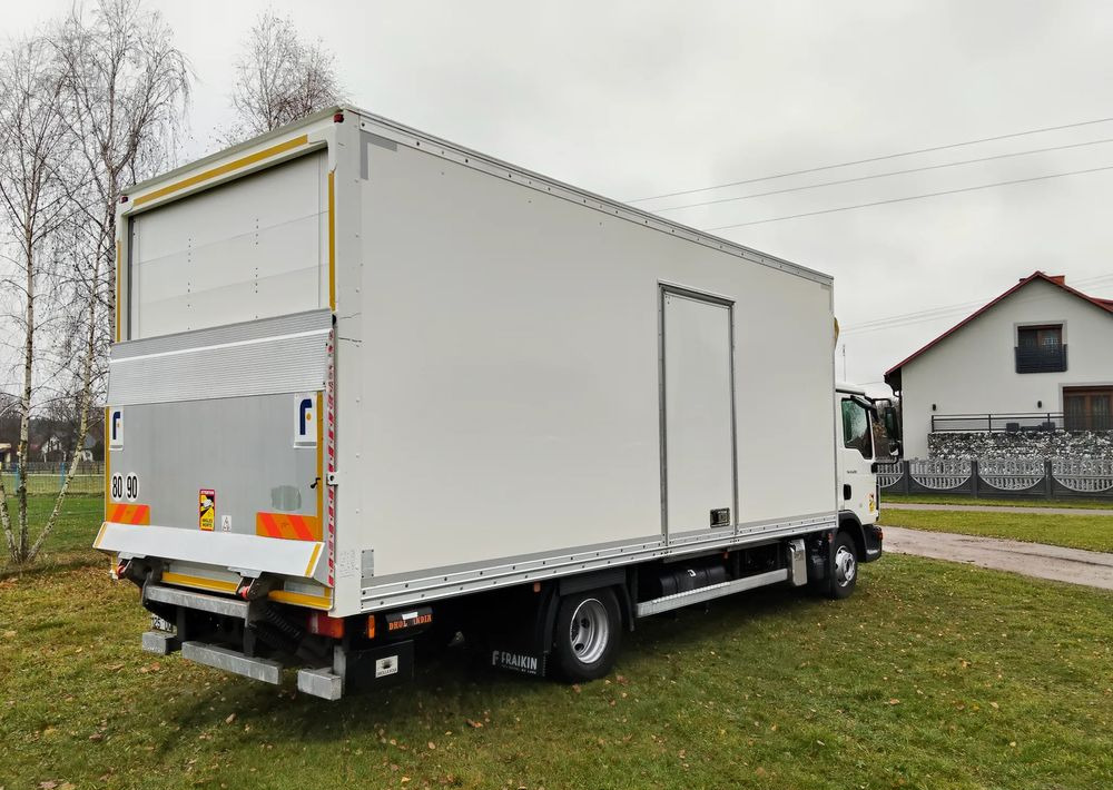 MAN TGL 220 - Камион фургон: снимка 4 MAN TGL 220 - Камион фургон: снимка 4