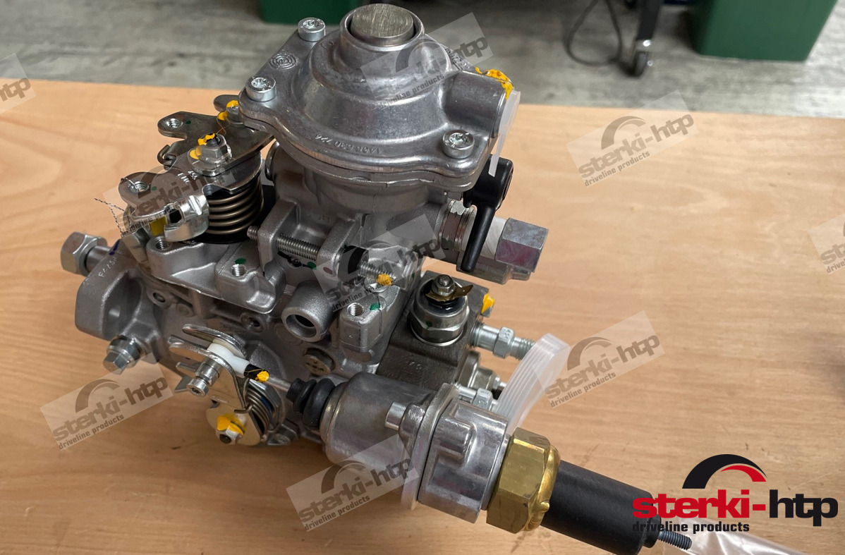 IVECO 504374953 Verteiler-Einspritzpumpe F5C F32 Kraftstoffpumpe IVECO FPT CASE New Holland - Горивна помпа за Камион: снимка 1 IVECO 504374953 Verteiler-Einspritzpumpe F5C F32 Kraftstoffpumpe IVECO FPT CASE New Holland - Горивна помпа за Камион: снимка 1