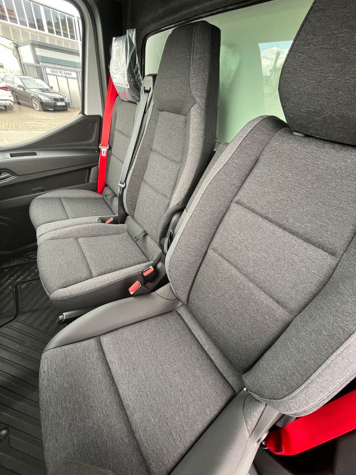 Лекотоварен автомобил фургон Renault MASTER HUMBAUR KOFFER: снимка 17