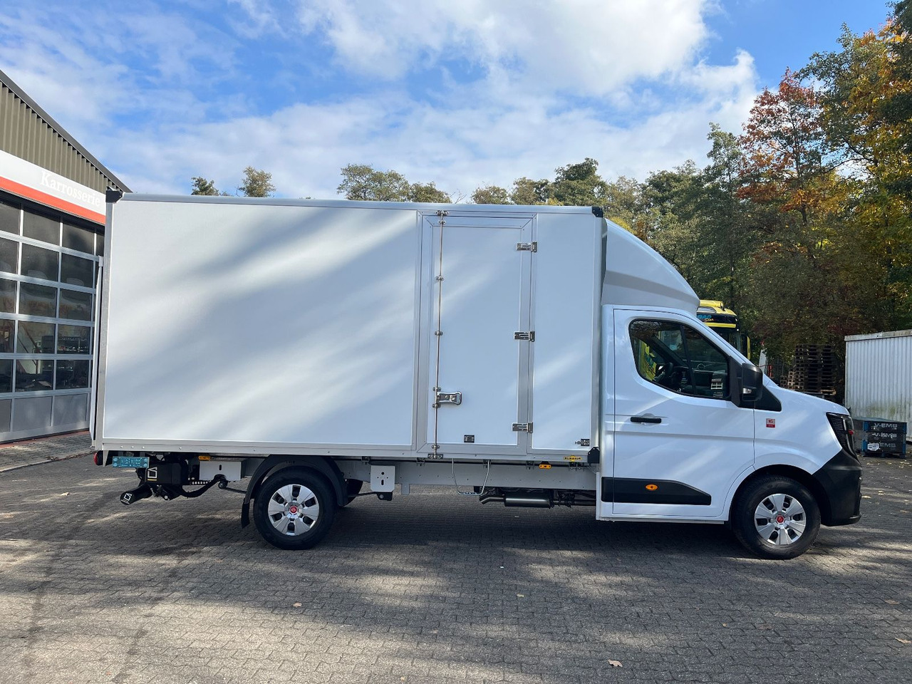 Renault MASTER MIT HUMBAUR KOFFERAUFBAU - Лекотоварен автомобил фургон: снимка 3 Renault MASTER MIT HUMBAUR KOFFERAUFBAU - Лекотоварен автомобил фургон: снимка 3