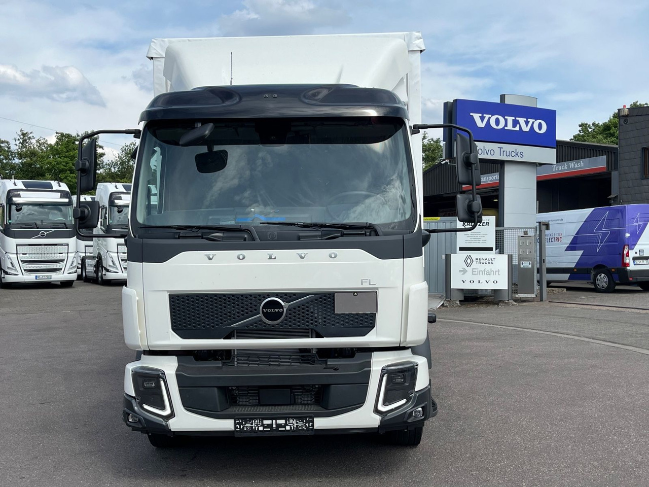 Volvo FL 14.245 Junge Schiebeplanenaufbau LBW - Камион с брезент: снимка 2 Volvo FL 14.245 Junge Schiebeplanenaufbau LBW - Камион с брезент: снимка 2
