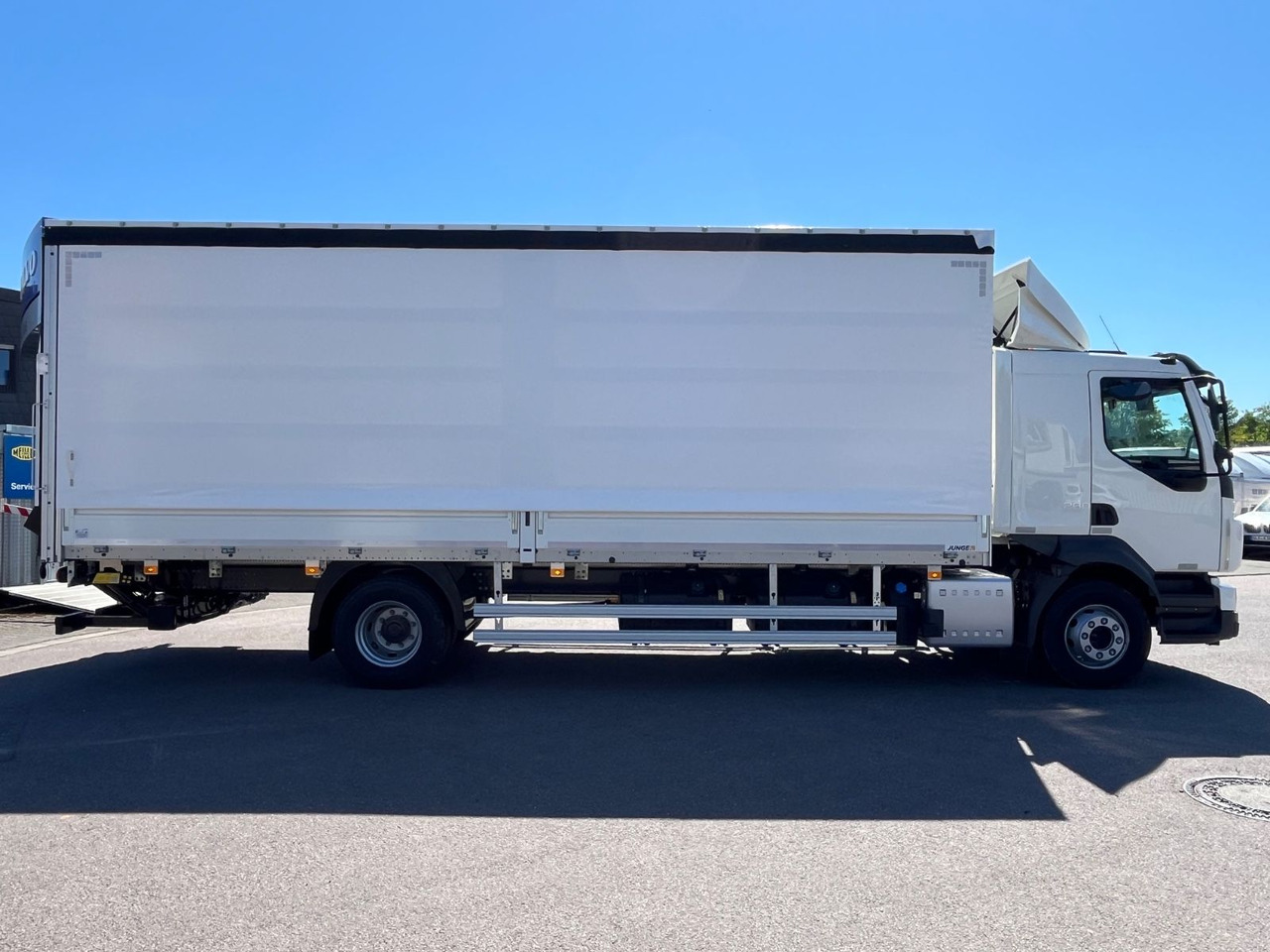 Volvo FL 16.280 Junge Schiebeplane - Камион с брезент: снимка 4 Volvo FL 16.280 Junge Schiebeplane - Камион с брезент: снимка 4