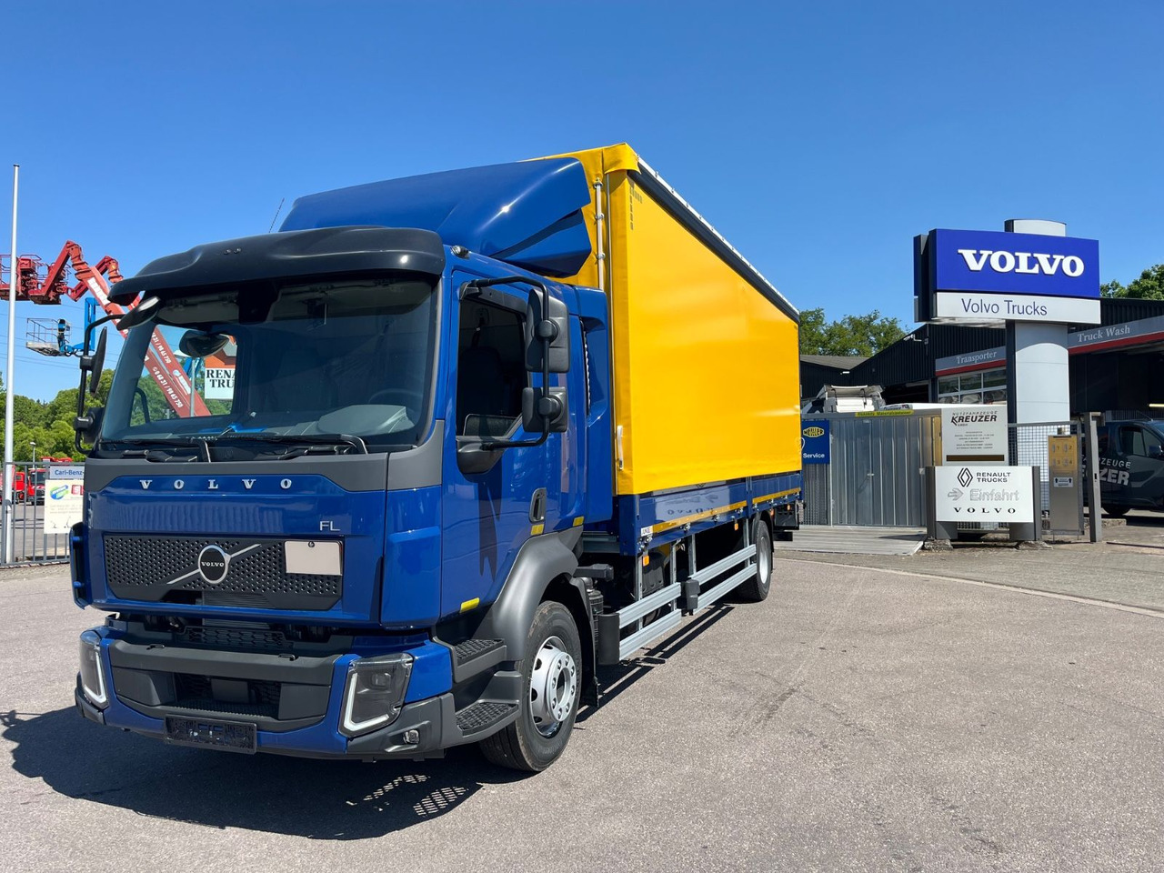 Volvo FL14.245 Junge Schiebeplane - Камион с брезент: снимка 1 Volvo FL14.245 Junge Schiebeplane - Камион с брезент: снимка 1