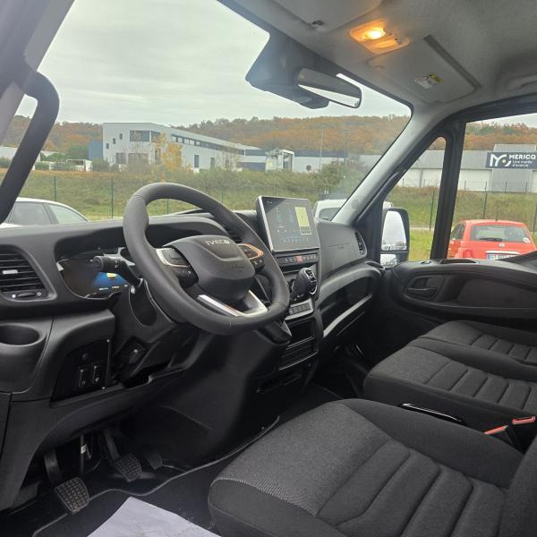 Iveco Daily 35C18 - Камион пътна помощ: снимка 2 Iveco Daily 35C18 - Камион пътна помощ: снимка 2