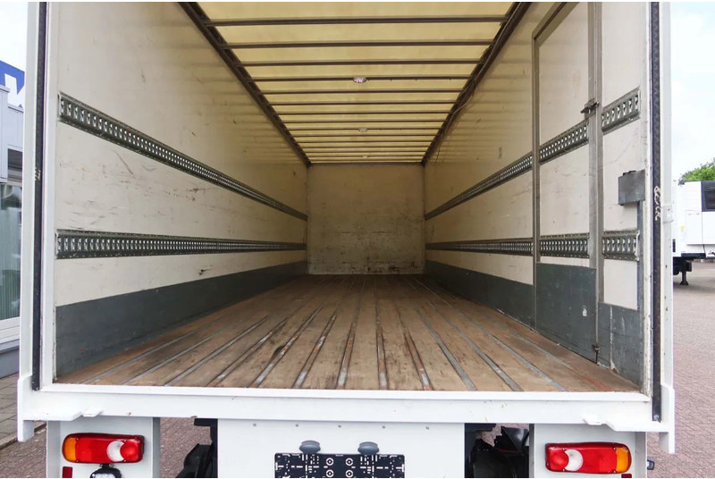 DAF CF 290 Bak+Klep Dhollandia 2.000 kg - Камион фургон: снимка 4 DAF CF 290 Bak+Klep Dhollandia 2.000 kg - Камион фургон: снимка 4