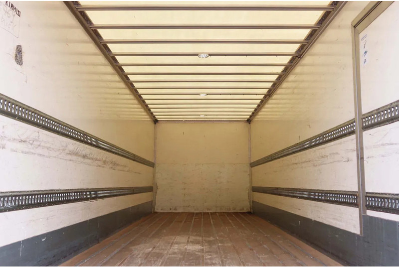 DAF CF 290 FA Bak+ klep Dhollandia 2000 kg - Камион фургон: снимка 4 DAF CF 290 FA Bak+ klep Dhollandia 2000 kg - Камион фургон: снимка 4