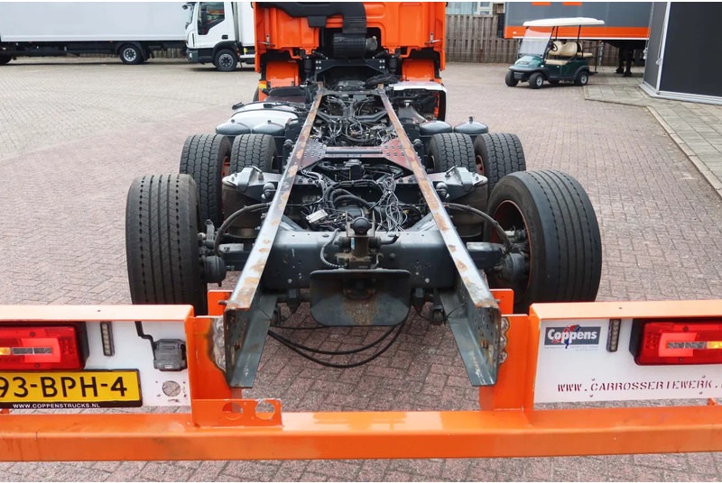 DAF CF 450 Chassis Cabine Slaap Cabine 2x Bed - Шаси кабина: снимка 4 DAF CF 450 Chassis Cabine Slaap Cabine 2x Bed - Шаси кабина: снимка 4