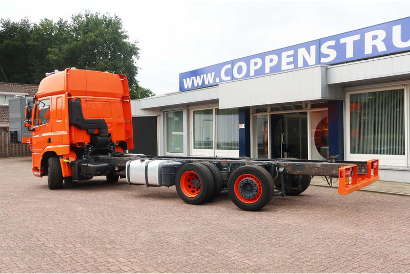 DAF CF 450 Chassis Cabine Slaap Cabine 2x Bed - Шаси кабина: снимка 3 DAF CF 450 Chassis Cabine Slaap Cabine 2x Bed - Шаси кабина: снимка 3