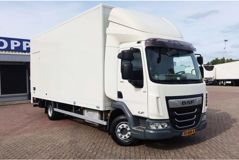 DAF LF 210 Bakwagen+ Dhollandia 1500 kg - Камион фургон: снимка 2 DAF LF 210 Bakwagen+ Dhollandia 1500 kg - Камион фургон: снимка 2