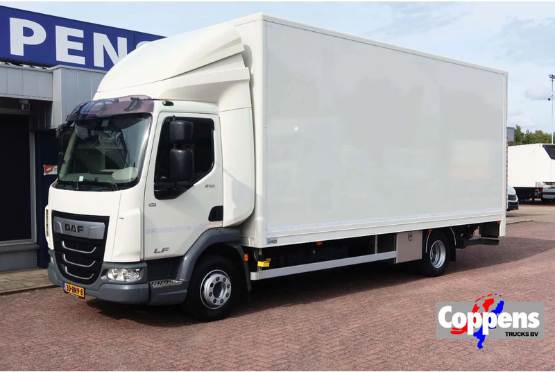DAF LF 210 Bakwagen+ Dhollandia 1500 kg - Камион фургон: снимка 1 DAF LF 210 Bakwagen+ Dhollandia 1500 kg - Камион фургон: снимка 1