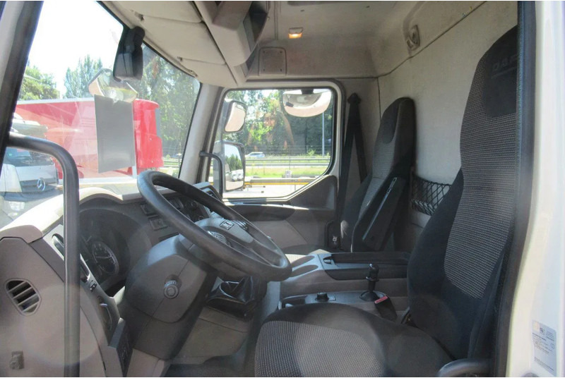 DAF LF 250 250 bak + klep + schuifzeil E6 - Камион с брезент: снимка 4 DAF LF 250 250 bak + klep + schuifzeil E6 - Камион с брезент: снимка 4