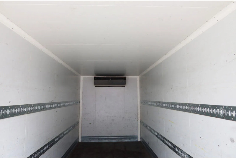 DAF LF 290 Koel/Vries+Klep 1500 kg Thermoking T 600R - Рефрижератор камион: снимка 4 DAF LF 290 Koel/Vries+Klep 1500 kg Thermoking T 600R - Рефрижератор камион: снимка 4