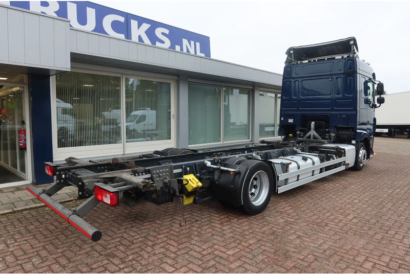DAF XF 430 430 FA 4x2 BDF/Chassiscabine Wisselbare opbouw - Шаси кабина: снимка 3 DAF XF 430 430 FA 4x2 BDF/Chassiscabine Wisselbare opbouw - Шаси кабина: снимка 3