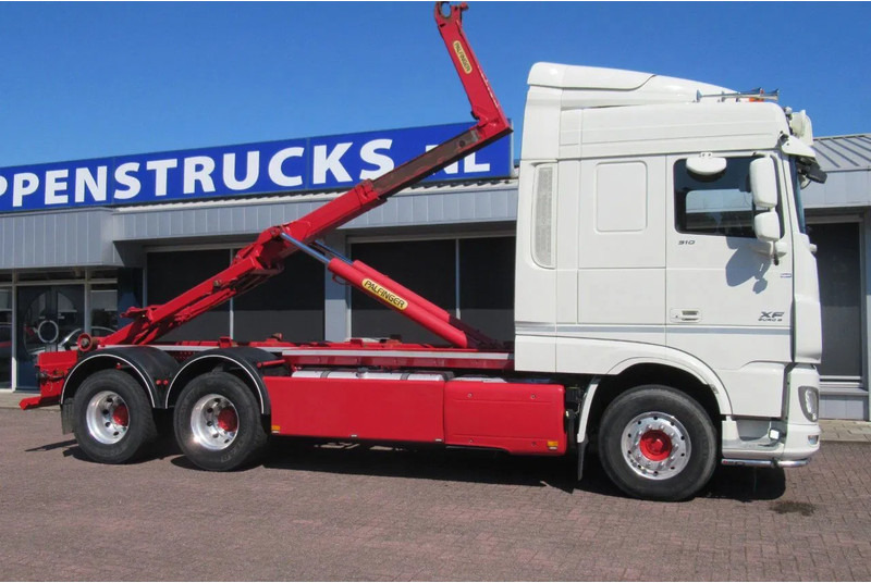 DAF XF 510 Fat 6x4 Euro 6 - Мултилифт с кука камион: снимка 2 DAF XF 510 Fat 6x4 Euro 6 - Мултилифт с кука камион: снимка 2