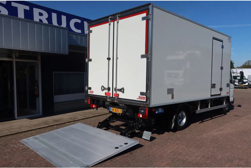 FUSO Canter Thermoking T 600R Koel/Vries + Laadklep - Рефрижератор камион: снимка 4 FUSO Canter Thermoking T 600R Koel/Vries + Laadklep - Рефрижератор камион: снимка 4