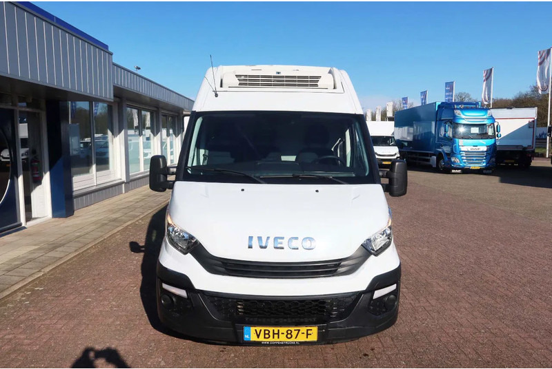 Iveco Daily 35S12 Koel/vries + Stekker 220 volt L2/h2 thermoking - Хладилен бус: снимка 5 Iveco Daily 35S12 Koel/vries + Stekker 220 volt L2/h2 thermoking - Хладилен бус: снимка 5