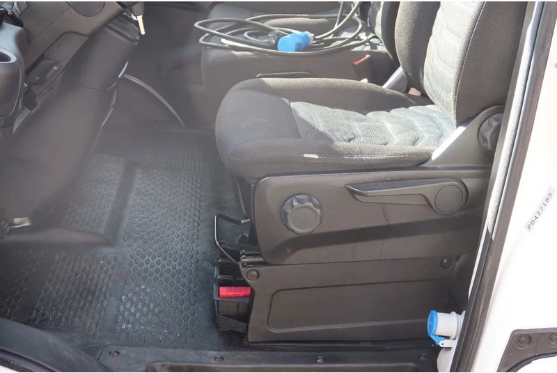 Iveco Daily 35S16 Iveco 35S16 L3/H2 Koel/Vries/ verwarmen Carrier Xarios 350 + 220 volt nacht aansluiting - Хладилен бус: снимка 5 Iveco Daily 35S16 Iveco 35S16 L3/H2 Koel/Vries/ verwarmen Carrier Xarios 350 + 220 volt nacht aansluiting - Хладилен бус: снимка 5