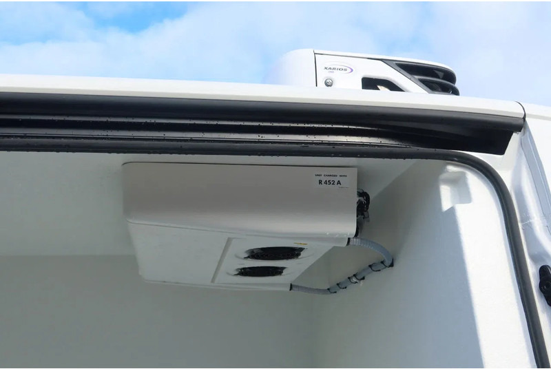 MAN TGE 50.160 Koel/Vries/Verwarmen + nachtaansluiting Carrier Xarios 350 L4/H2 automaat. Dubbel lucht. - Хладилен бус: снимка 4 MAN TGE 50.160 Koel/Vries/Verwarmen + nachtaansluiting Carrier Xarios 350 L4/H2 automaat. Dubbel lucht. - Хладилен бус: снимка 4