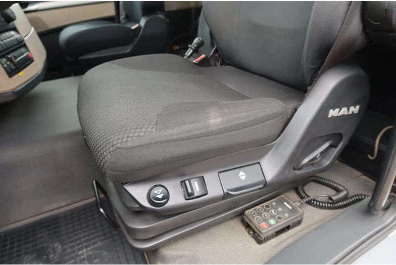 MAN TGS 35.360 Kraanwagen + oprijwagen Hiab 228 E3 - Камион с кран: снимка 5 MAN TGS 35.360 Kraanwagen + oprijwagen Hiab 228 E3 - Камион с кран: снимка 5