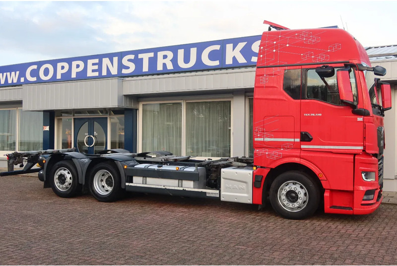 MAN TGX 26.510 6x2 Intarder. Volledige luchtvering - Контейнеровоз/ Сменна каросерия камион: снимка 2 MAN TGX 26.510 6x2 Intarder. Volledige luchtvering - Контейнеровоз/ Сменна каросерия камион: снимка 2