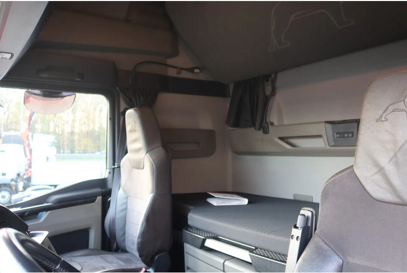 MAN TGX 26.510 6x2 Intarder. Volledige luchtvering - Контейнеровоз/ Сменна каросерия камион: снимка 5 MAN TGX 26.510 6x2 Intarder. Volledige luchtvering - Контейнеровоз/ Сменна каросерия камион: снимка 5