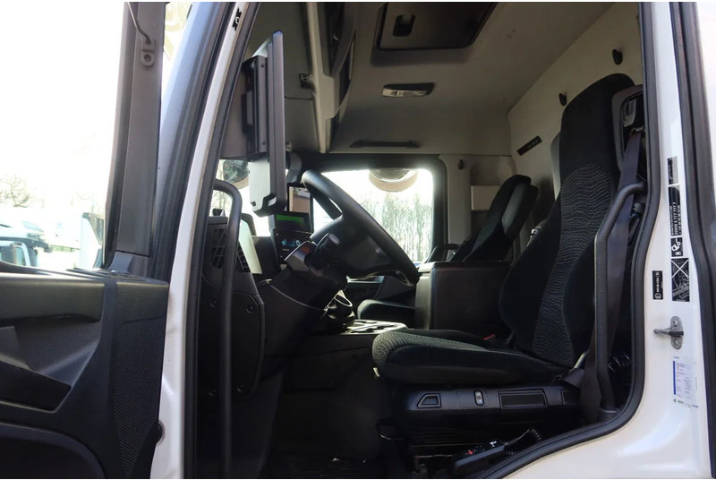 Mercedes-Benz Actros 1840 L Bkawagen+ BAR klep 2.000kg met Gesioleerde bak - Камион фургон: снимка 5 Mercedes-Benz Actros 1840 L Bkawagen+ BAR klep 2.000kg met Gesioleerde bak - Камион фургон: снимка 5