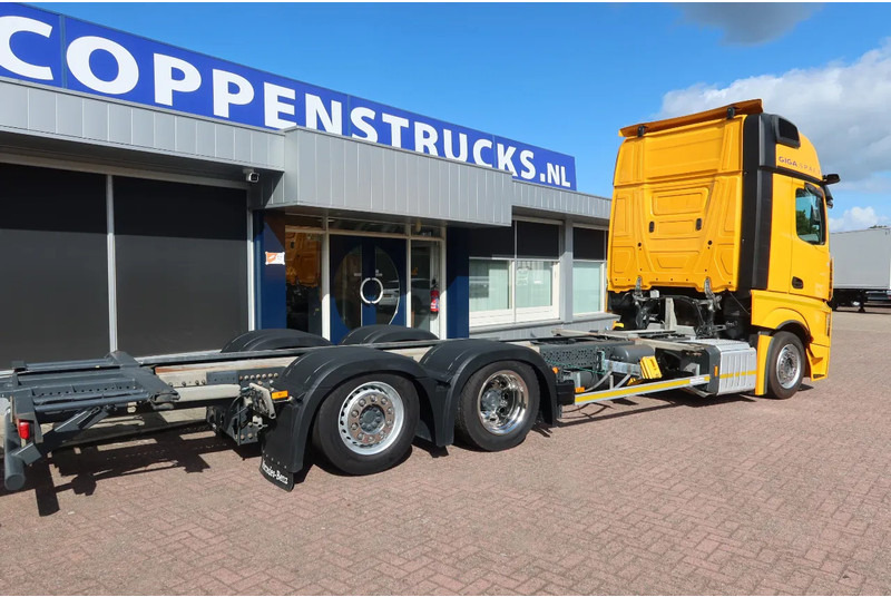 Mercedes-Benz Actros 2642 LL Chassis Cabine Giga space - Шаси кабина: снимка 3 Mercedes-Benz Actros 2642 LL Chassis Cabine Giga space - Шаси кабина: снимка 3