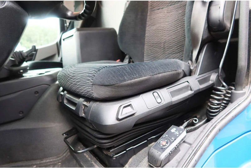 Mercedes-Benz Antos 1924L Huif + Klep Dhollandia 2000 KG Euro 6 - Камион фургон: снимка 5 Mercedes-Benz Antos 1924L Huif + Klep Dhollandia 2000 KG Euro 6 - Камион фургон: снимка 5